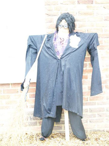 Scarecrow Competition Bournemouth Dorset i